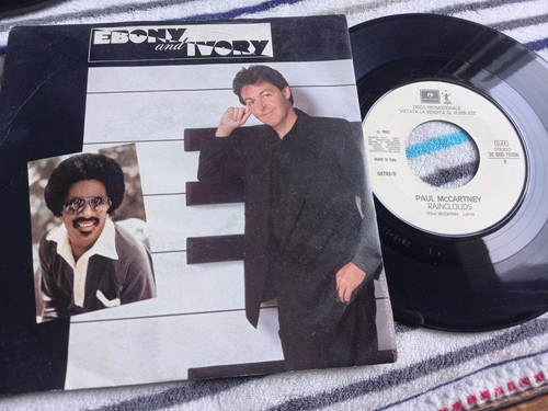 Paul caartney beatles - caartney,